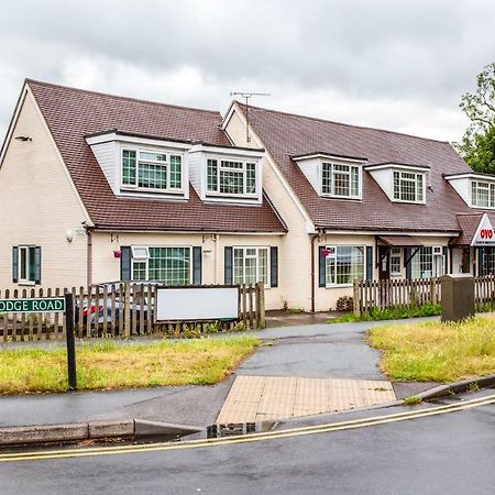 Oyo Flexistay Ambers Gatwick Aparthotel Χόρλι Εξωτερικό φωτογραφία