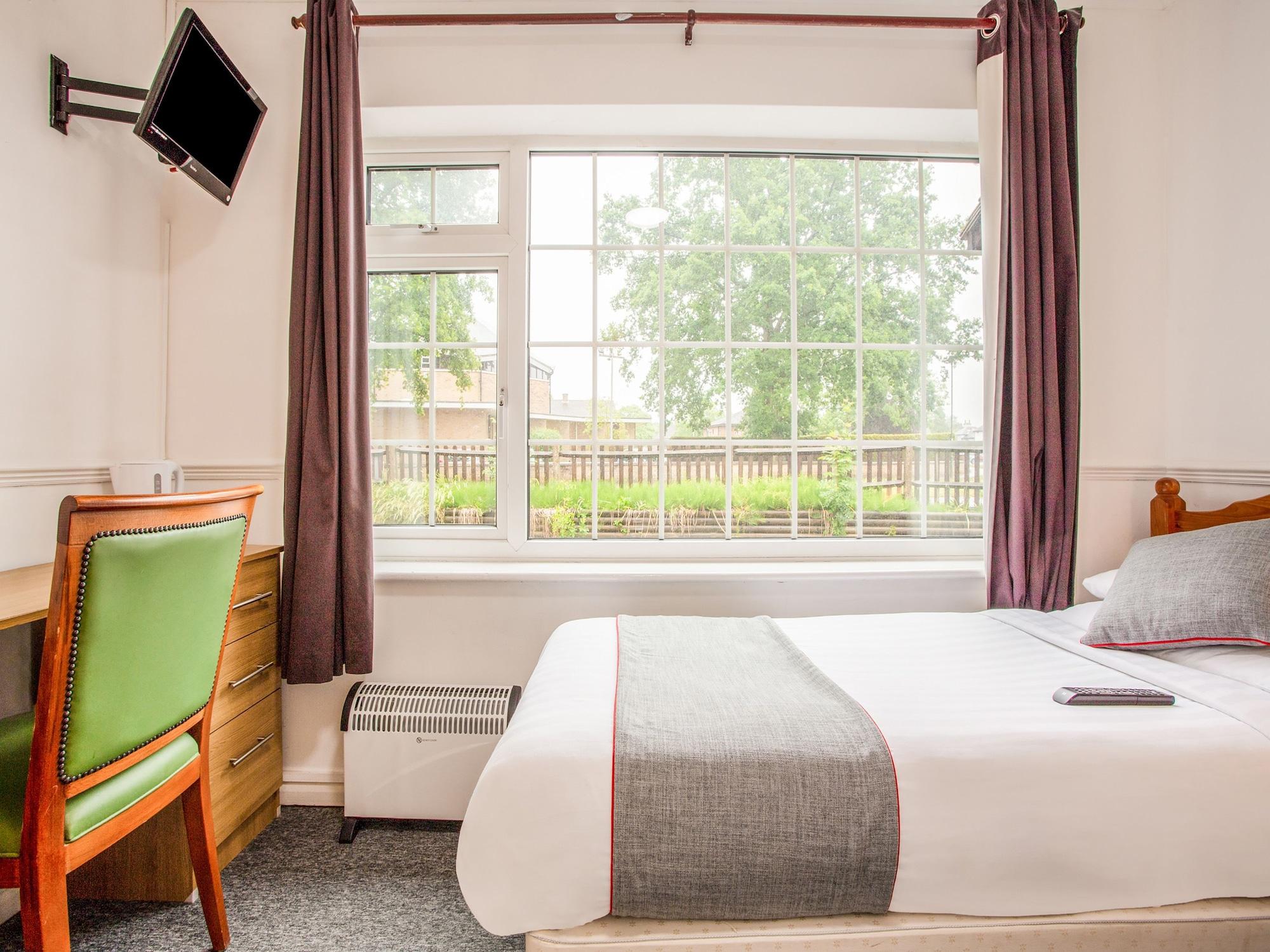 Oyo Flexistay Ambers Gatwick Aparthotel Χόρλι Εξωτερικό φωτογραφία