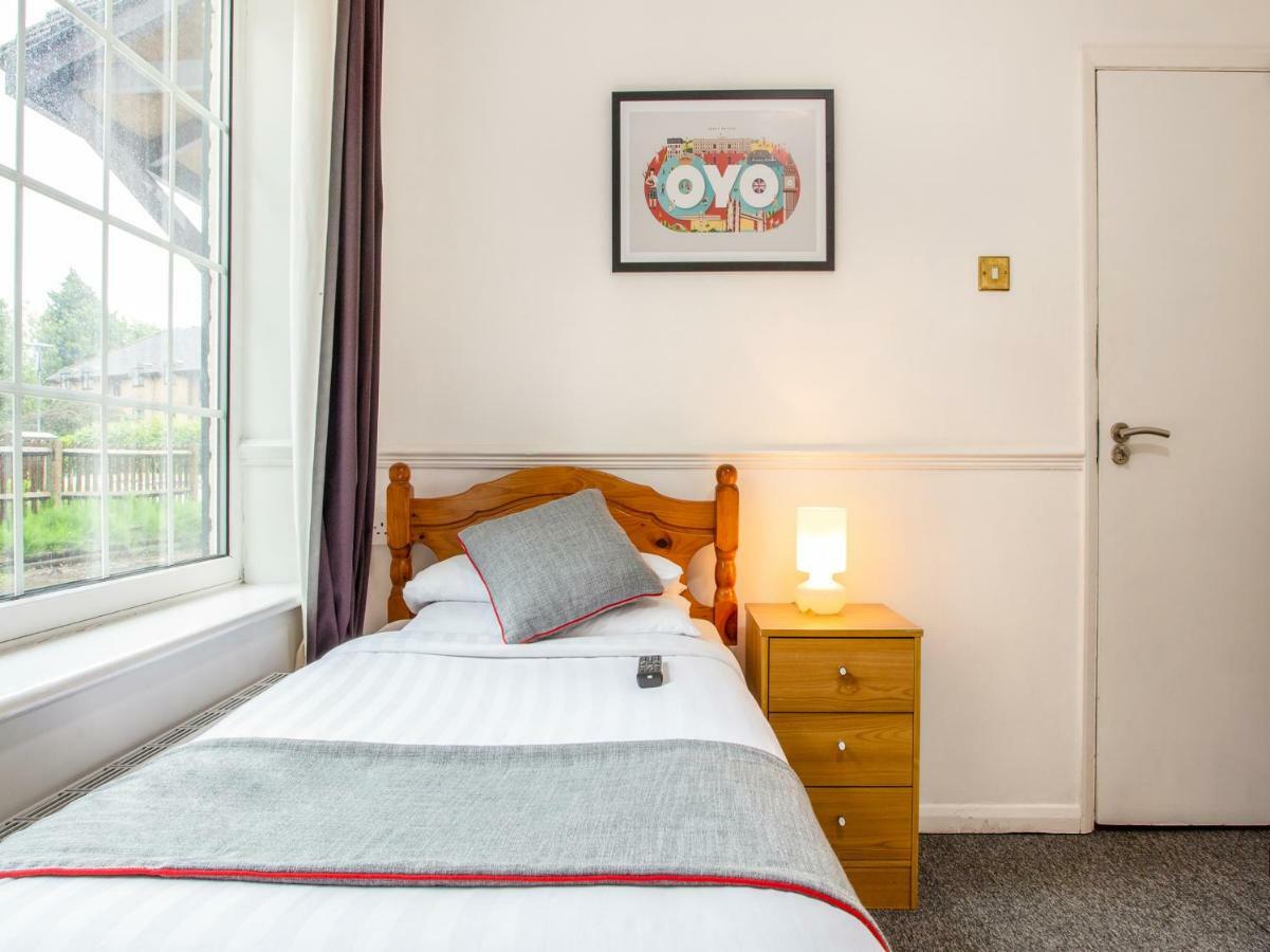 Oyo Flexistay Ambers Gatwick Aparthotel Χόρλι Εξωτερικό φωτογραφία