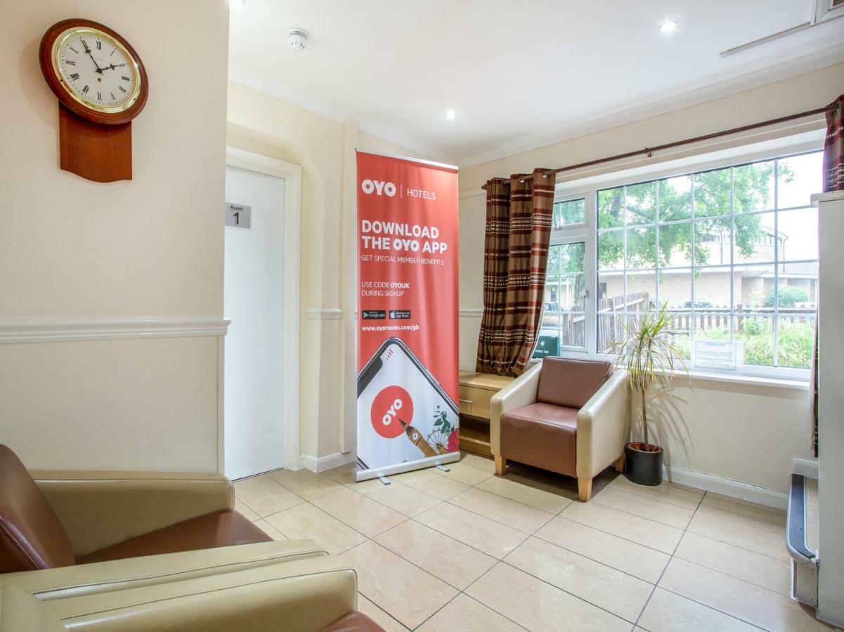 Oyo Flexistay Ambers Gatwick Aparthotel Χόρλι Εξωτερικό φωτογραφία