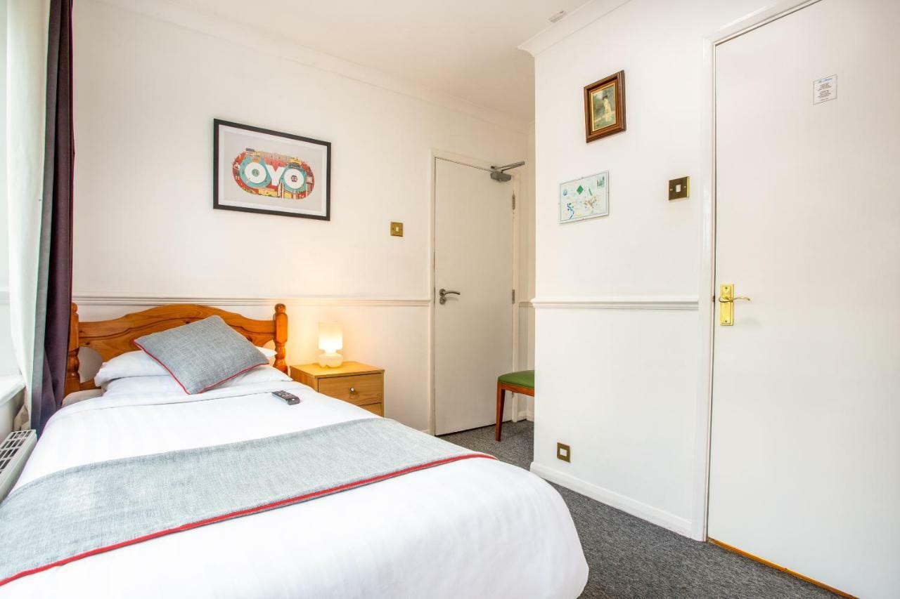 Oyo Flexistay Ambers Gatwick Aparthotel Χόρλι Εξωτερικό φωτογραφία