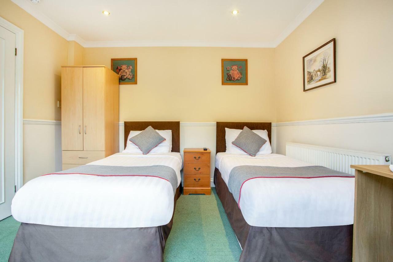 Oyo Flexistay Ambers Gatwick Aparthotel Χόρλι Εξωτερικό φωτογραφία
