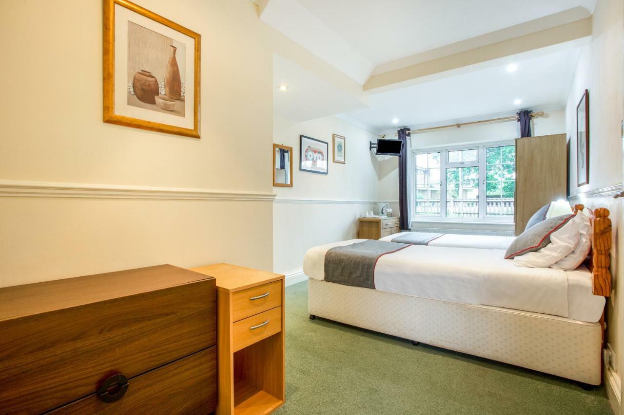 Oyo Flexistay Ambers Gatwick Aparthotel Χόρλι Εξωτερικό φωτογραφία