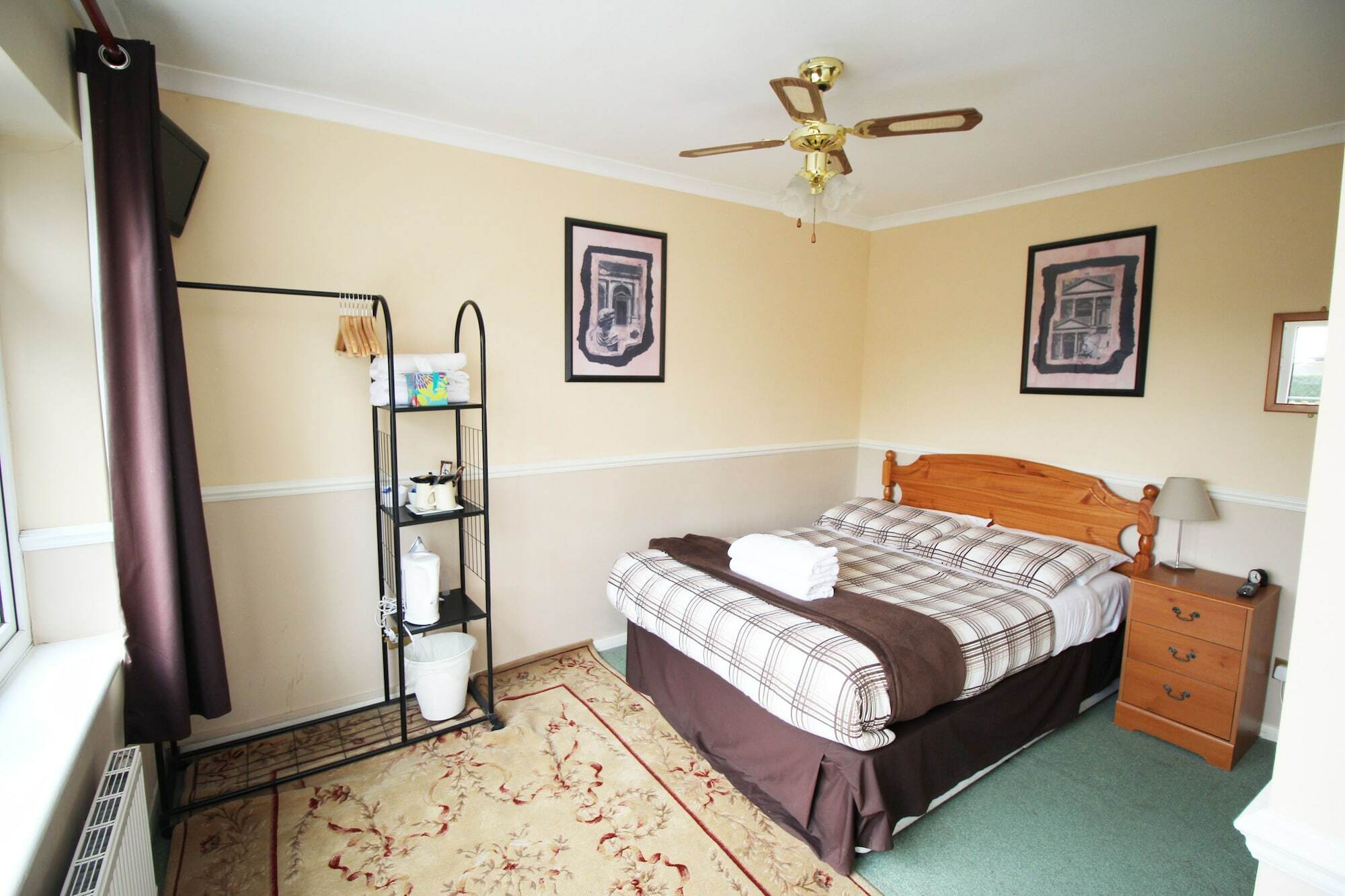 Oyo Flexistay Ambers Gatwick Aparthotel Χόρλι Εξωτερικό φωτογραφία